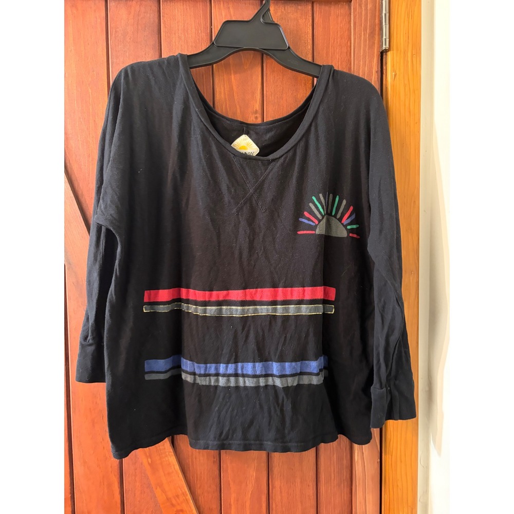 Day by Day Black Rainbow Sun Graphic Stripe Long‎ Sleeve Cotton Tee Womens Large